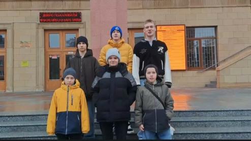 Посмотрели спектакль спектакль «Эй, ты, здравствуй!»