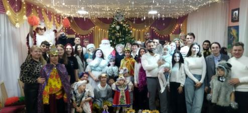 У нас прошло яркое Новогоднее представление по мотивам Русских сказок